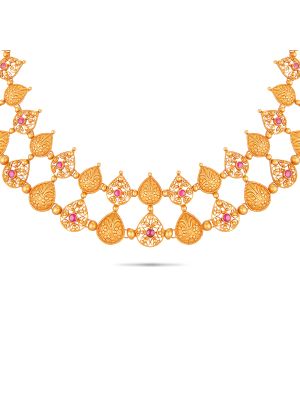 Enticing Trendy Gold Necklace-hover