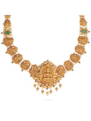 Enticing Trendy Gold Necklace-hover