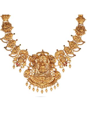 Enticing Trendy Gold Necklace-hover