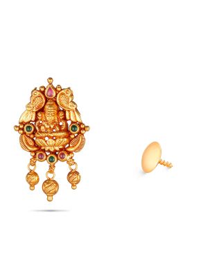 Traditional Enchanting Gold Earrings-hover