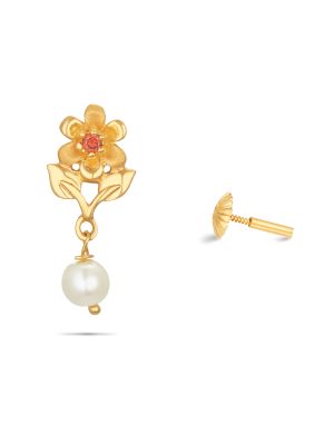 Impressive Flower Design Earring-hover